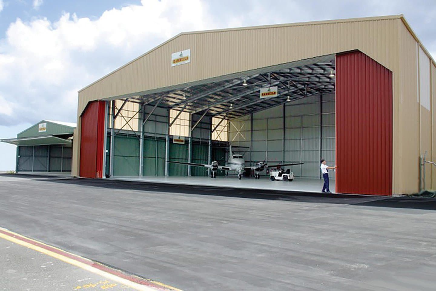 Industrial hangar building