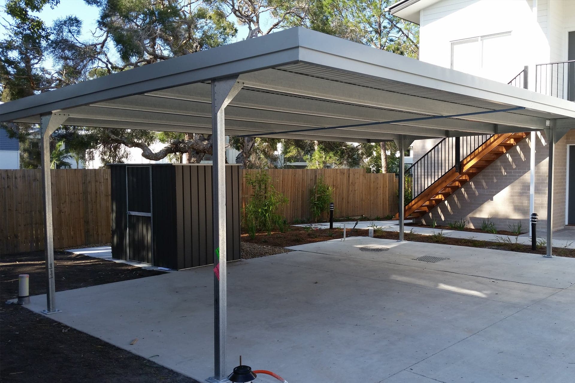 Double bay carport