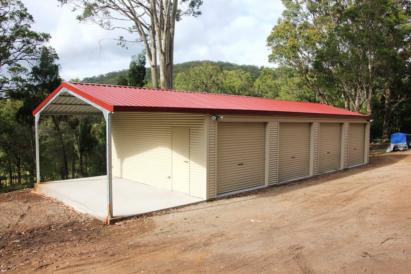 Multi-vehicle garaport