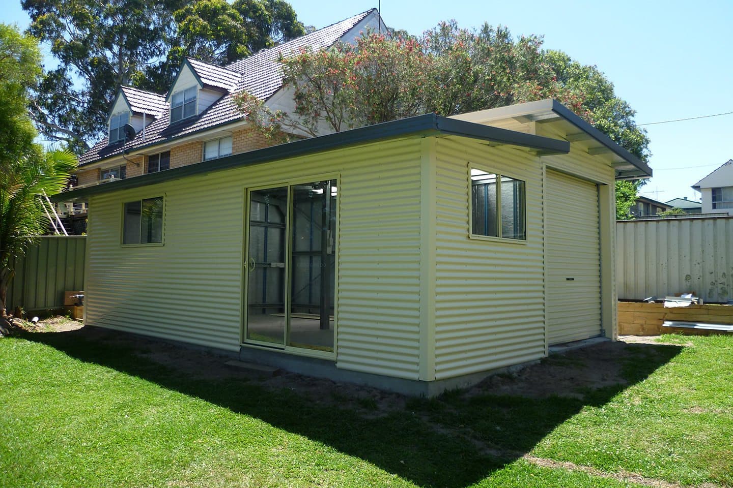 Modern skillion shed