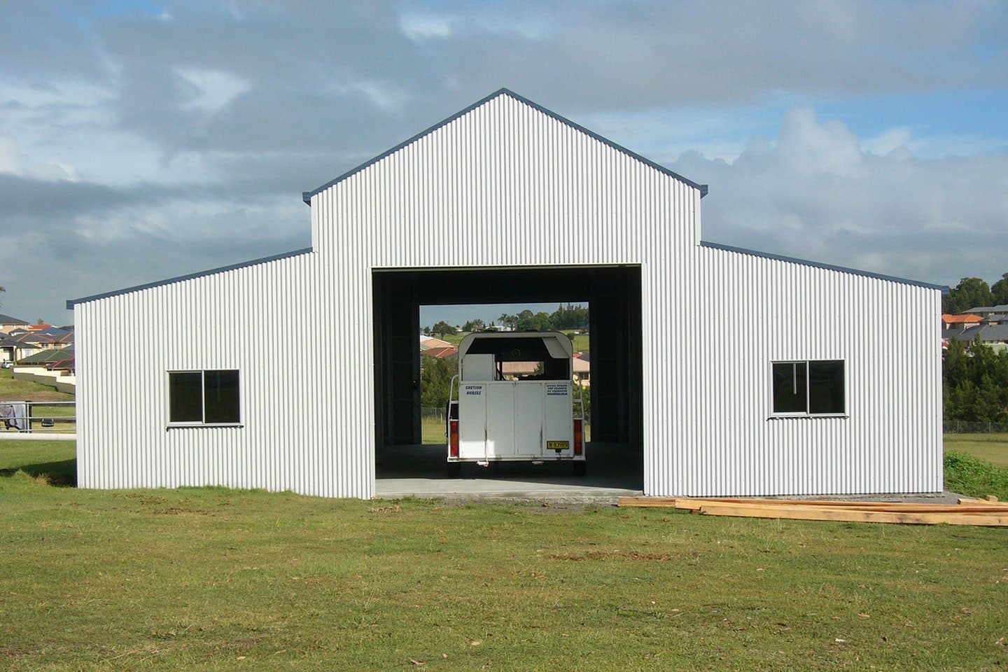 Stable barn