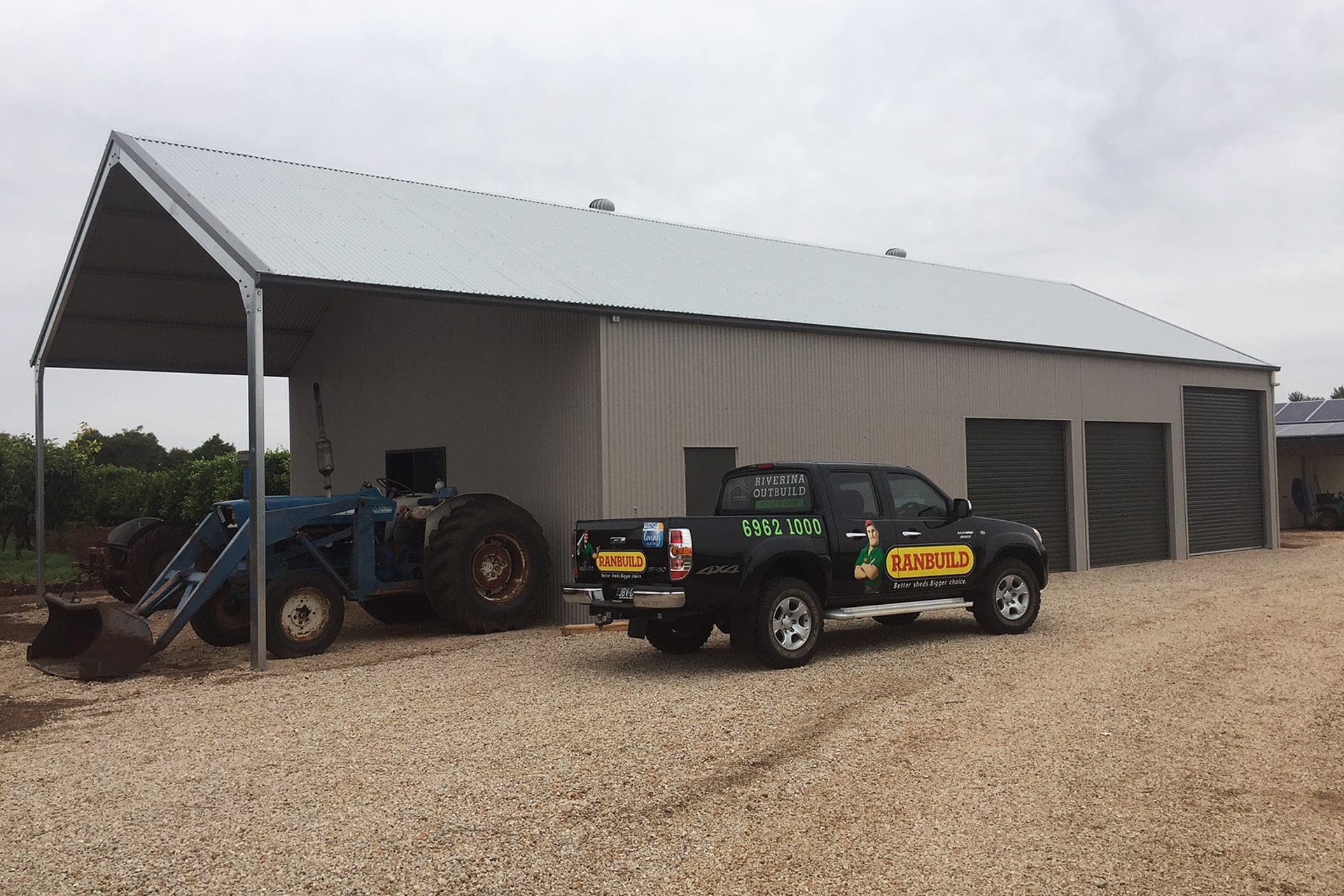 Deluxe machinery shed